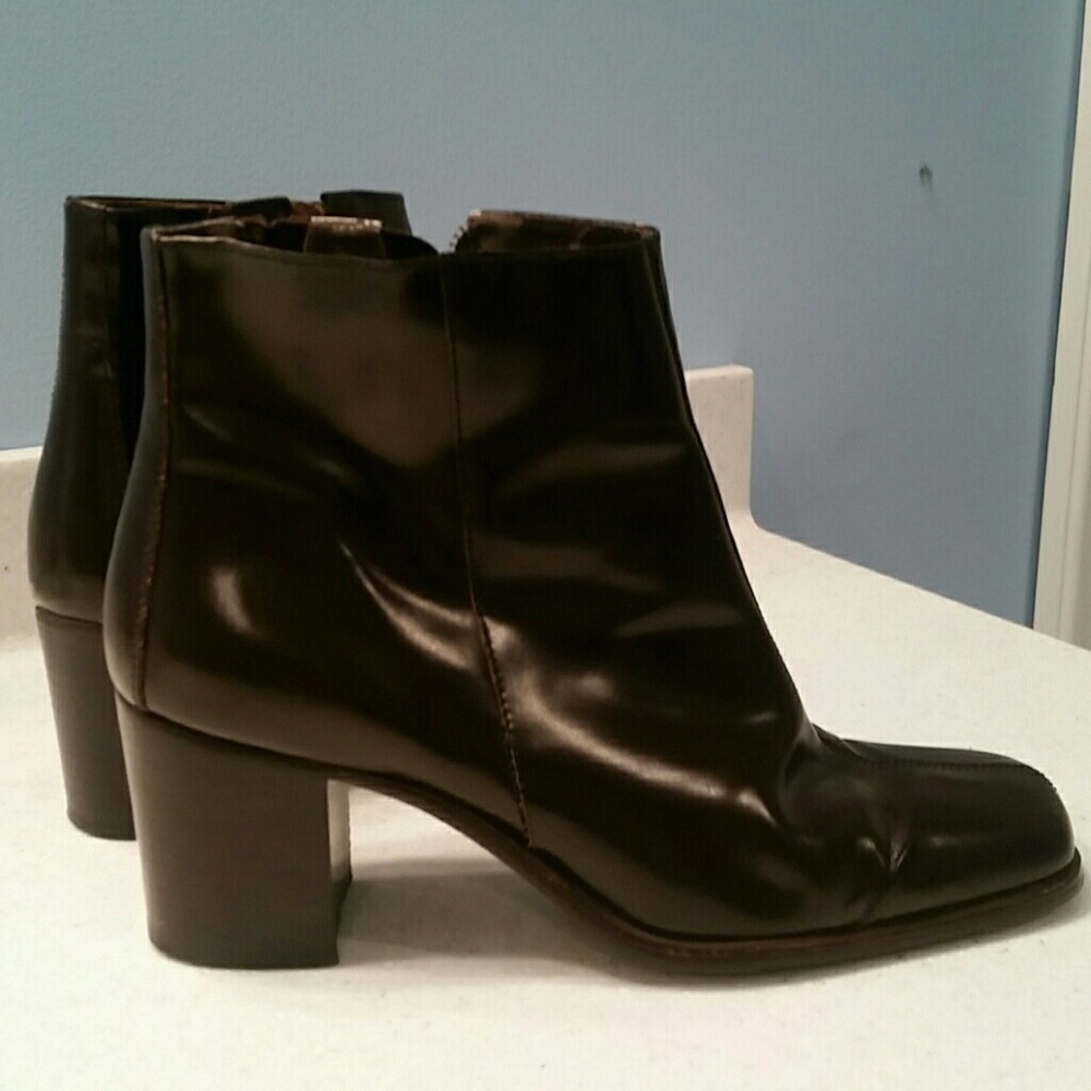 Dark brown boots
